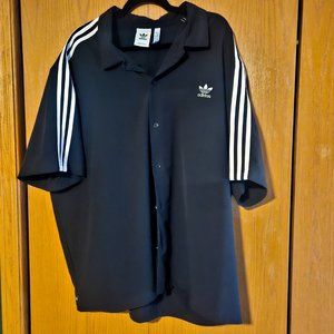 Adidas Originals adicolor classic short sleeve shirt in black